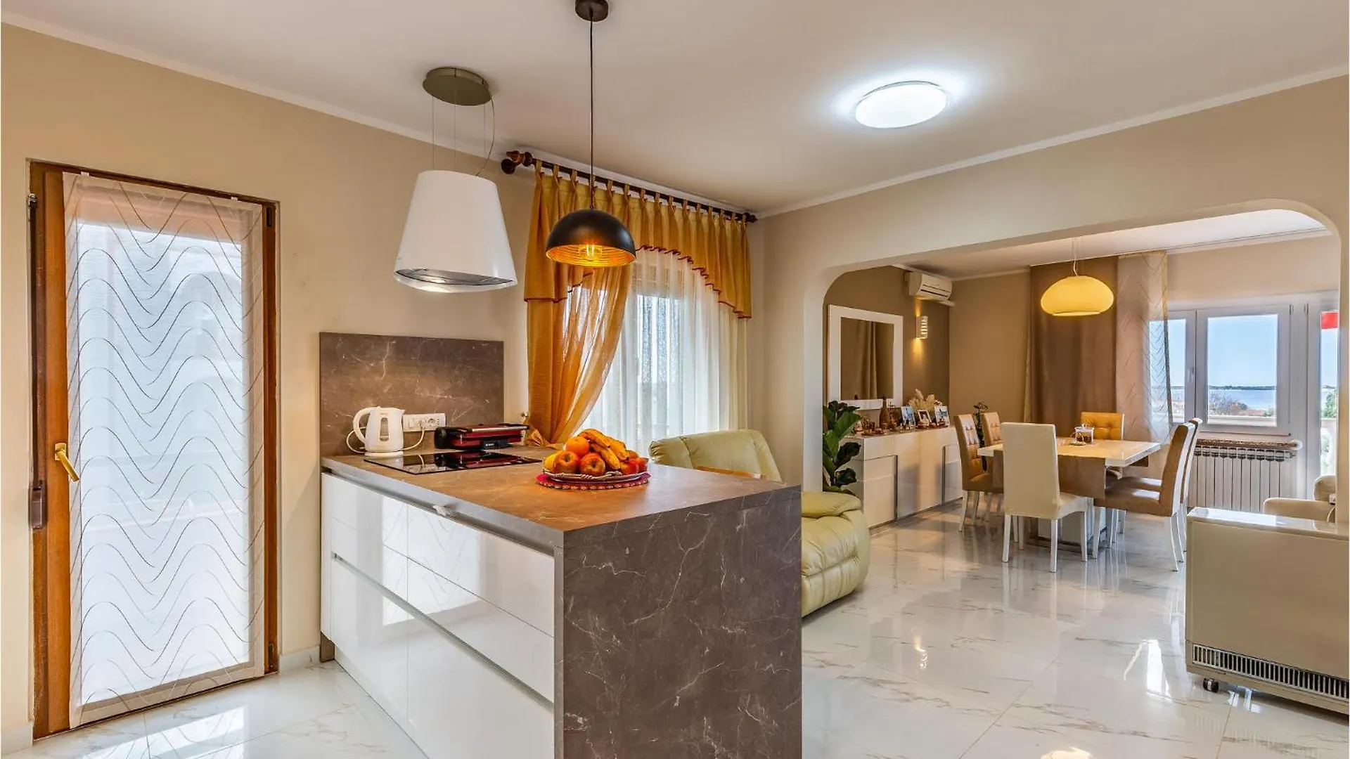 Amazing Apartment In Vodnjan With House Sea View Mednjan