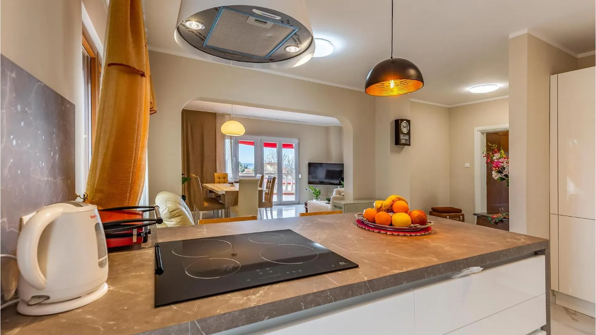 Amazing Apartment In Vodnjan With House Sea View Mednjan