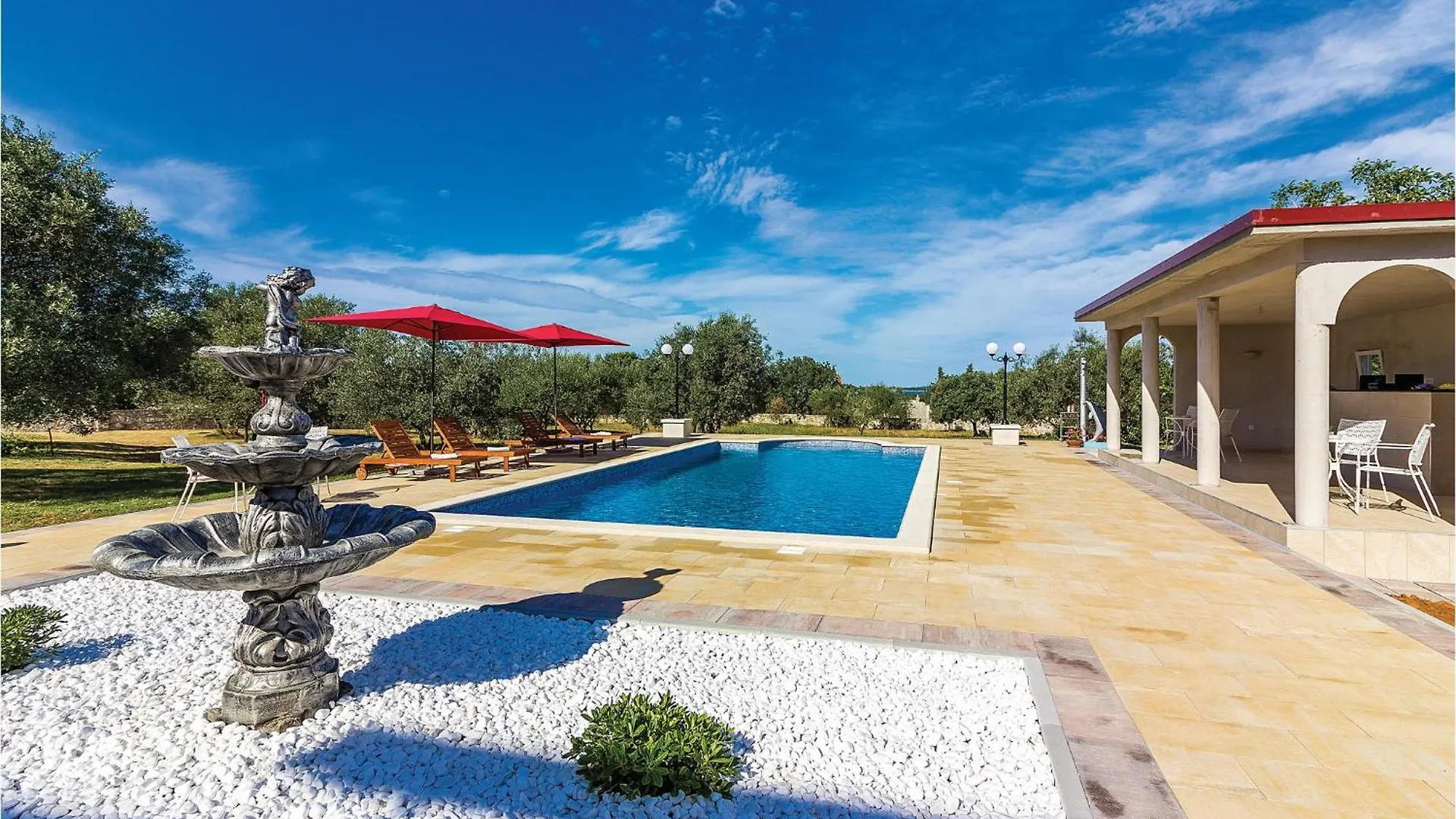 Amazing Apartment In Vodnjan With House Sea View Mednjan